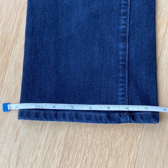 Joe’s Jeans Curvy Bootcut Jeans - Picture 13 of 14